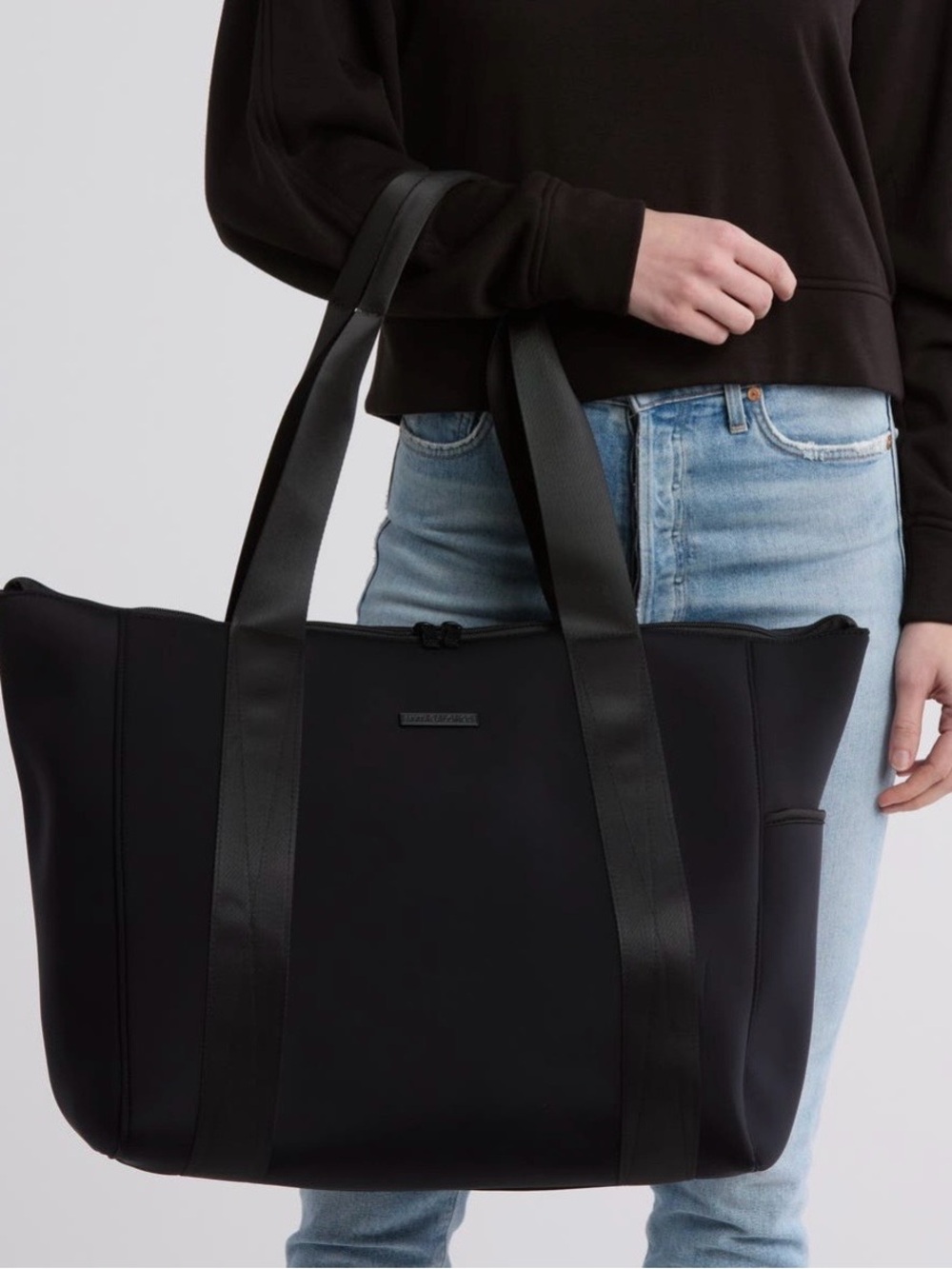 MyTagalongs Black Everleigh Bag with Wide Straps - Picture 2 of 10